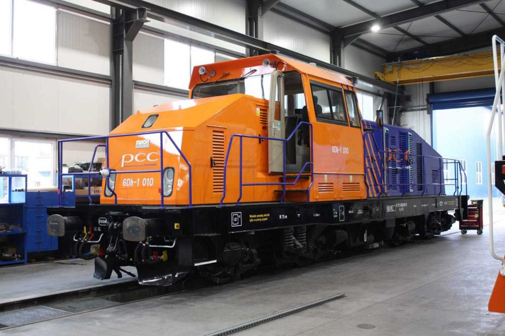 Tabor Dębica przekazał PCC Intermodal dwie zmodernizowane lokomotywy manewrowe4
