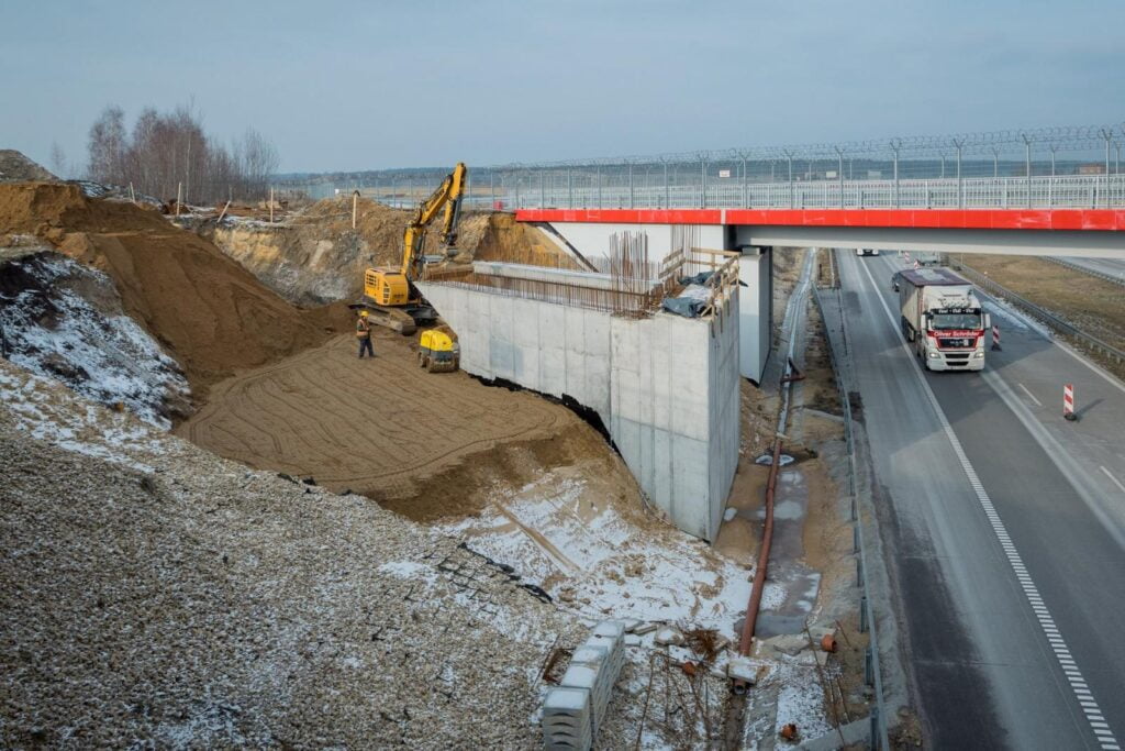 Startują prace budowlane przy nowym wiadukcie kolejowym na stacji Pyrzowice Lotnisko