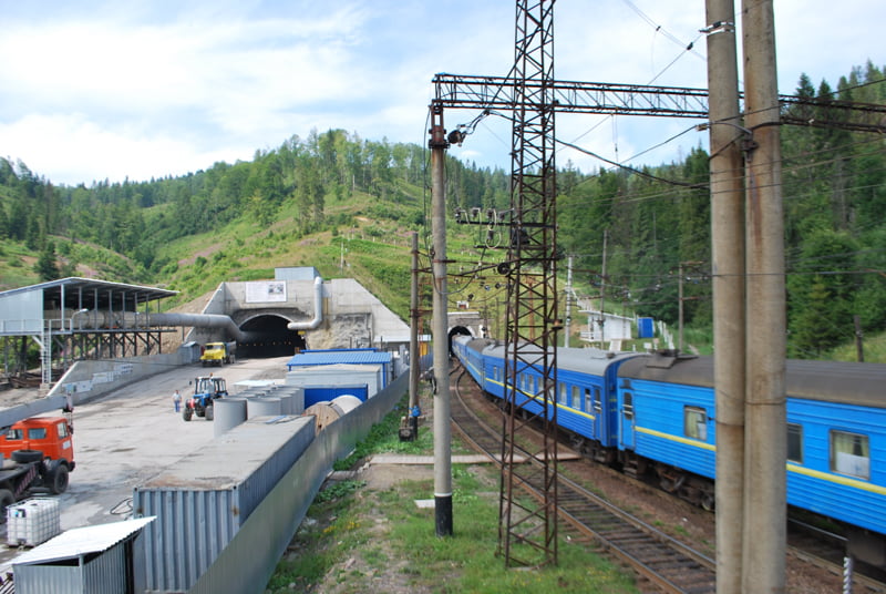 Rosyjski atak rakietowy na Beskidzki Tunel Kolejowy