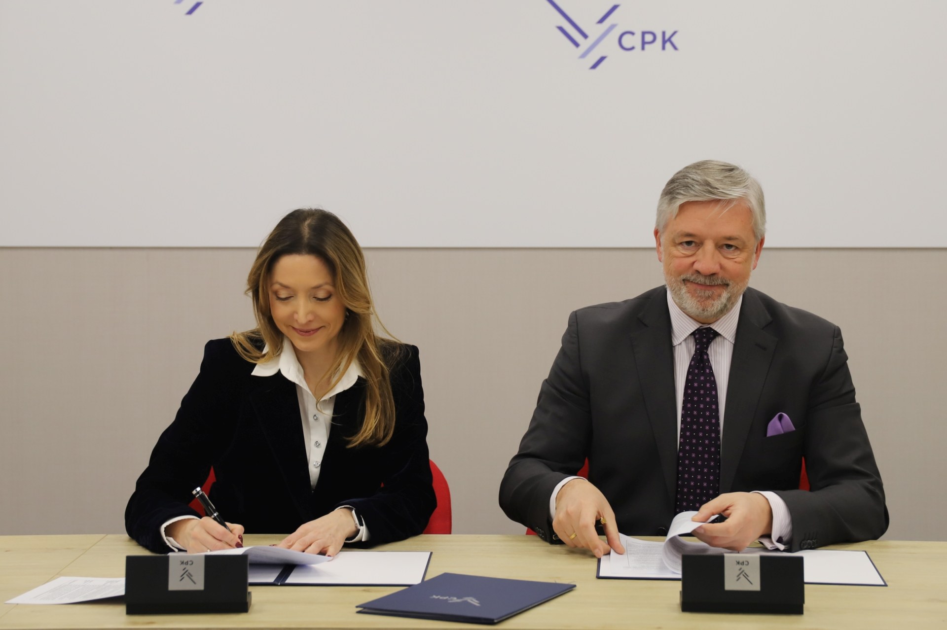 CPK i Politechnika Wrocławska łączą siły w obszarze innowacji i kształcenia kadr