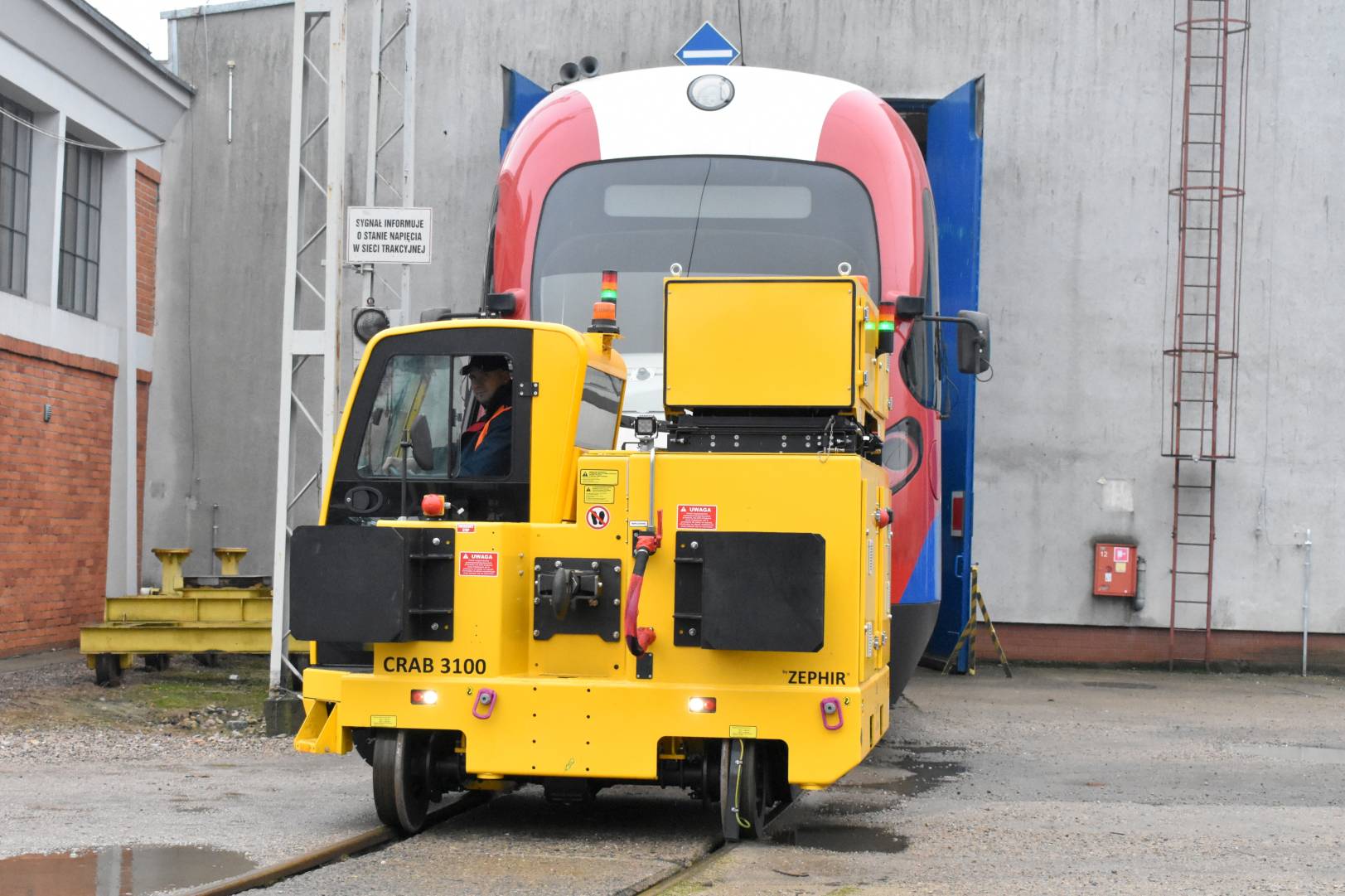 CRAB za 1,56 mln zł zasilił flotę WKD