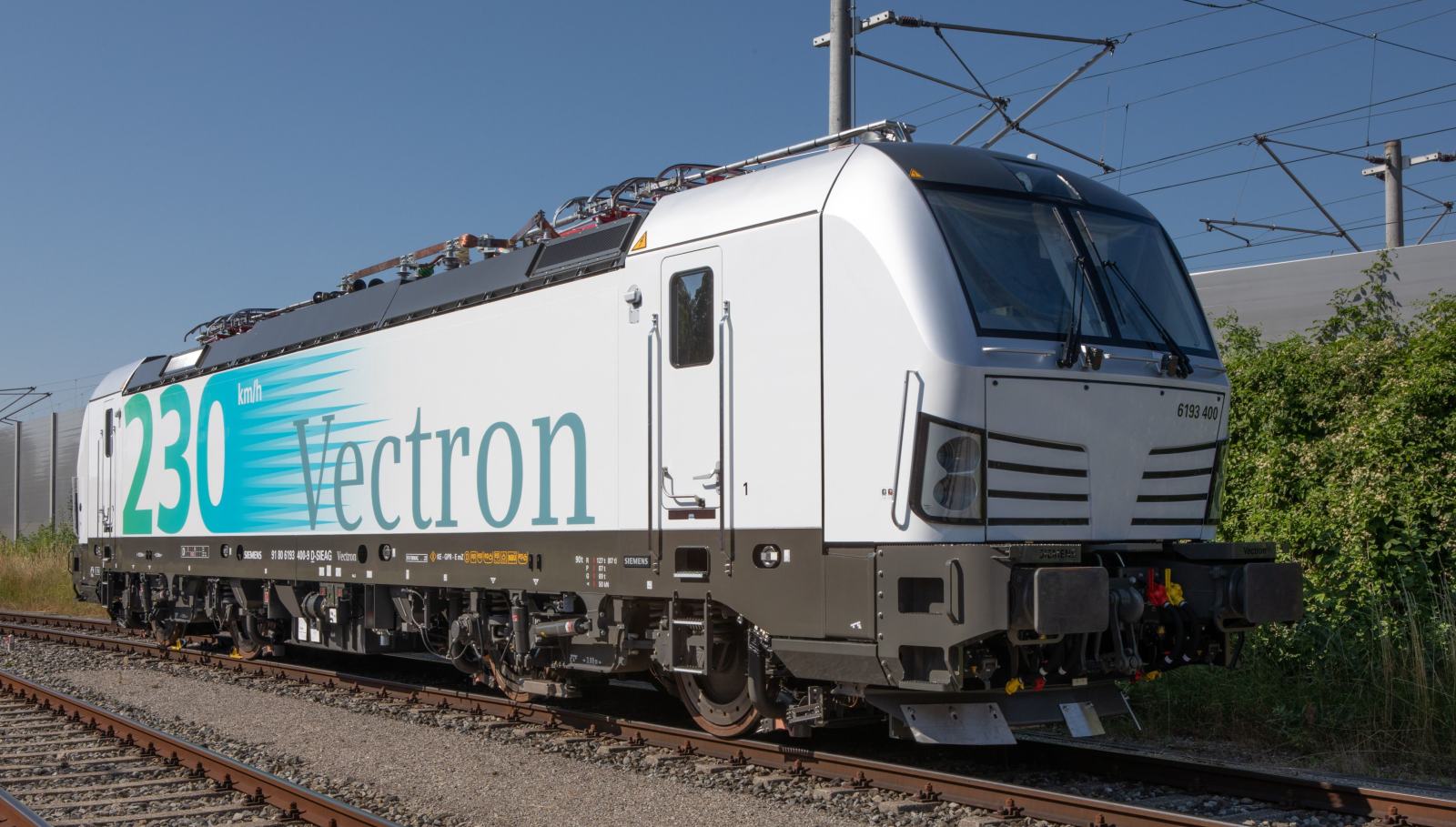 Vectron z dopuszczeniem do przewozów pasażerskich z prędkością 230 km/h w kolejnych krajach