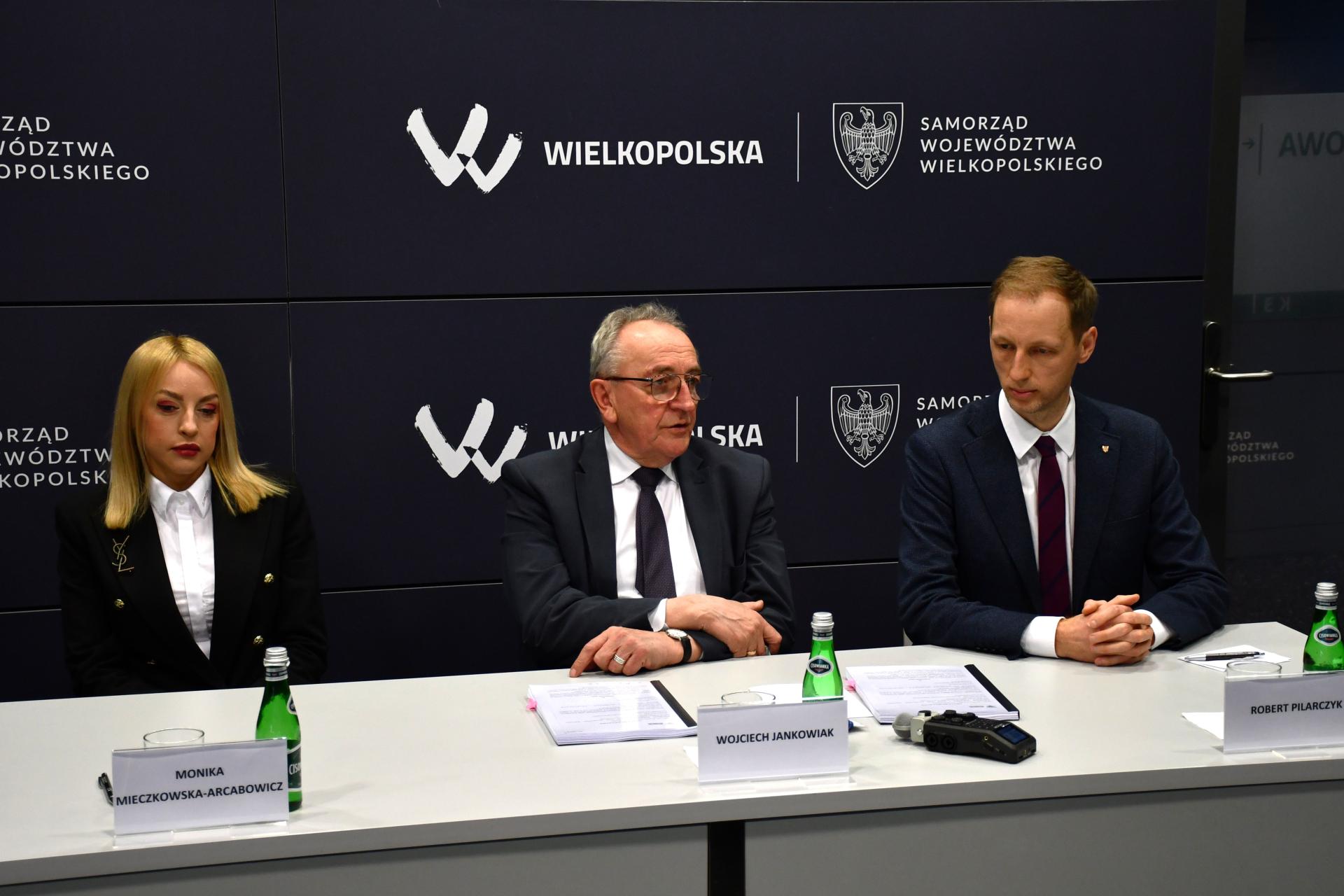 Naprawa P4 10 wielkopolskich Elfów za 71 mln zł – umowa podpisana