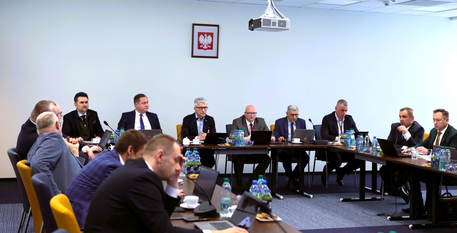 Pęknięcia szyn, wykolejenia – UTK przeprowadził kontrolę i oczekuje od PLK działań naprawczych