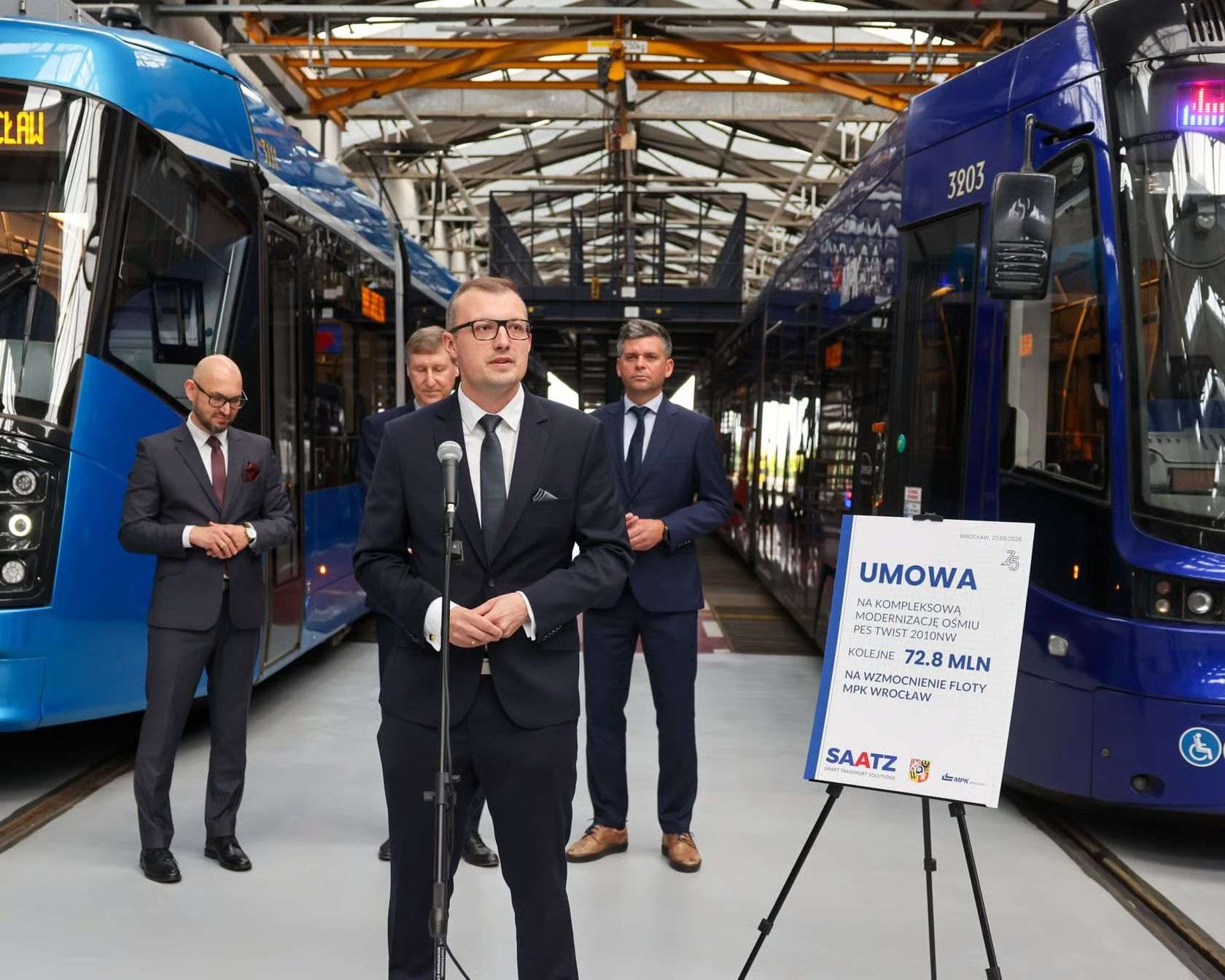 Saatz zmodernizuje wrocławskie Twisty za 73 mln zł – umowa z MPK podpisana
