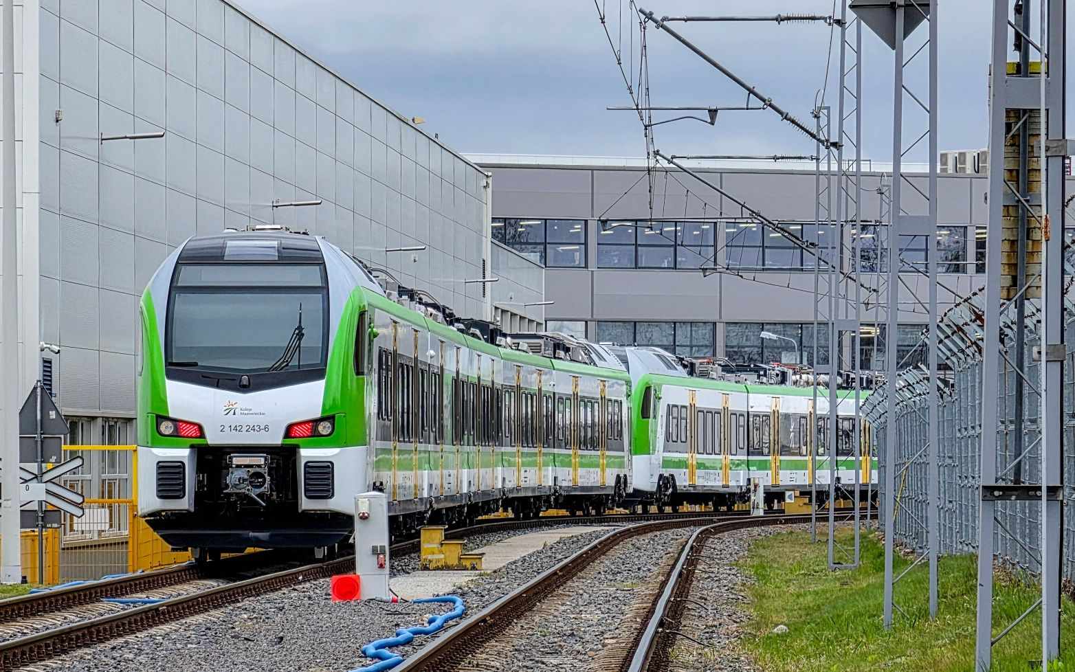 Stadler dostarczył 9 FLIRT-ów dla Kolei Mazowieckich