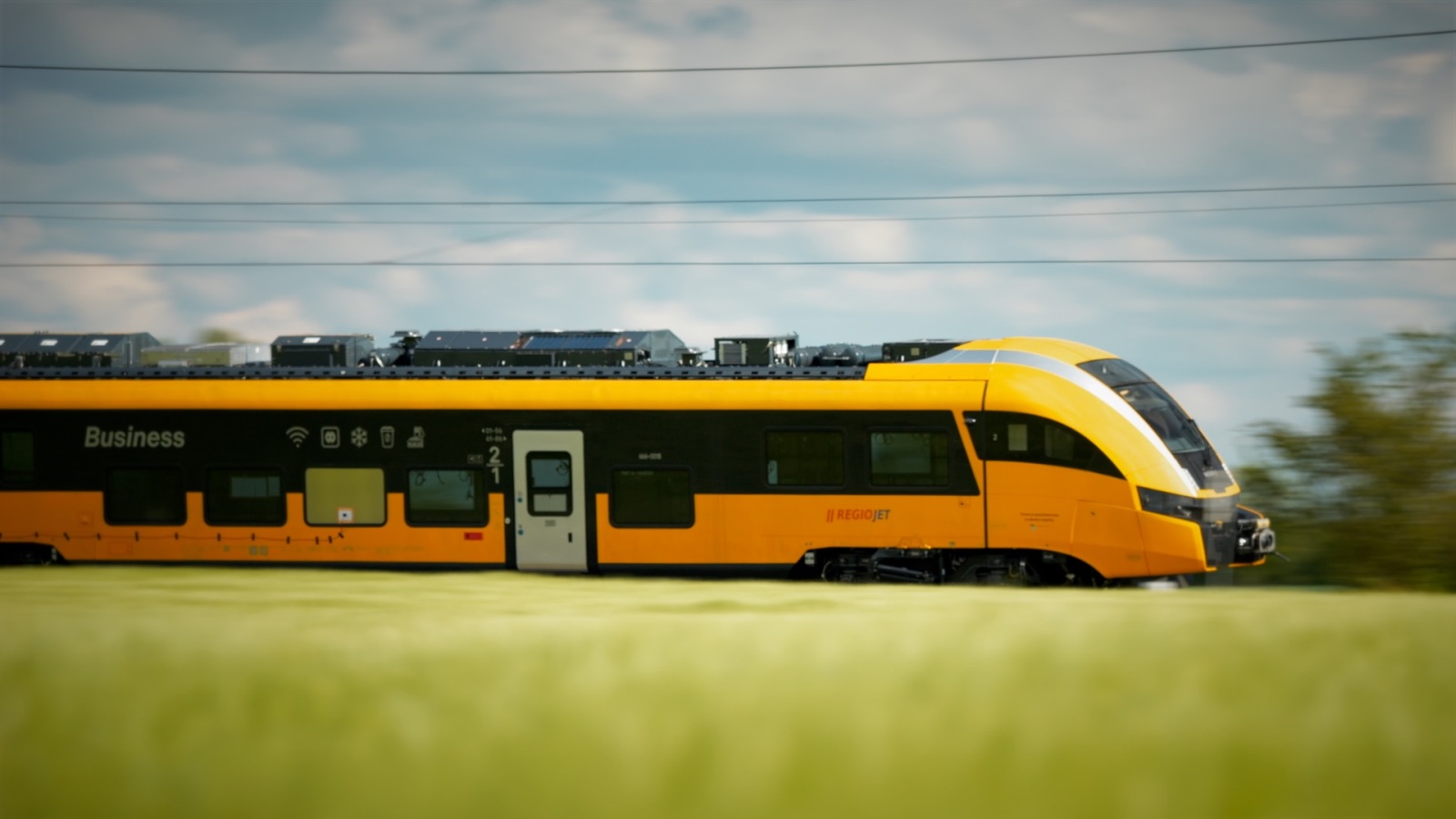 PESA przyśpiesza do 200 km/h. Pociąg dla RegioJetu przeszedł pomyślnie testy [WIDEO]