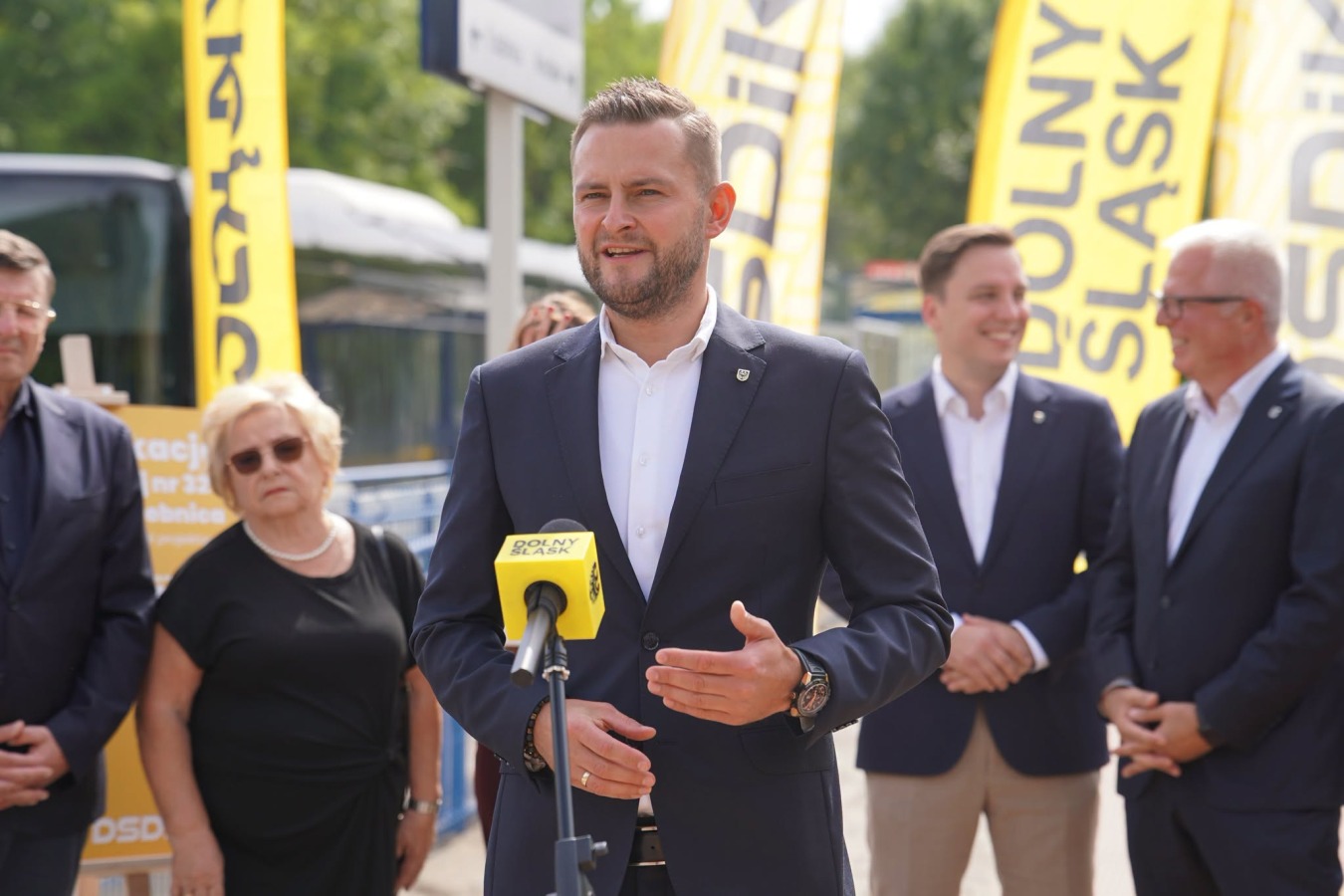 Linia kolejowa nr 326 między Wrocławiem a Trzebnicą zostanie zelektryfikowana – umowa na projekt podpisana