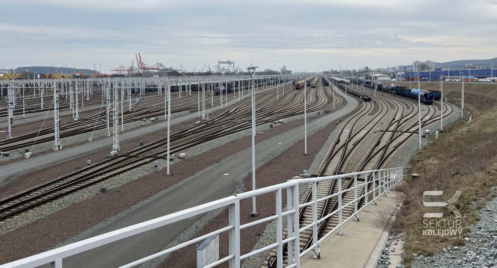 Rząd przyjął projekt ustawy przyspieszającej najważniejsze inwestycje infrastrukturalne [LISTA ZADAŃ]