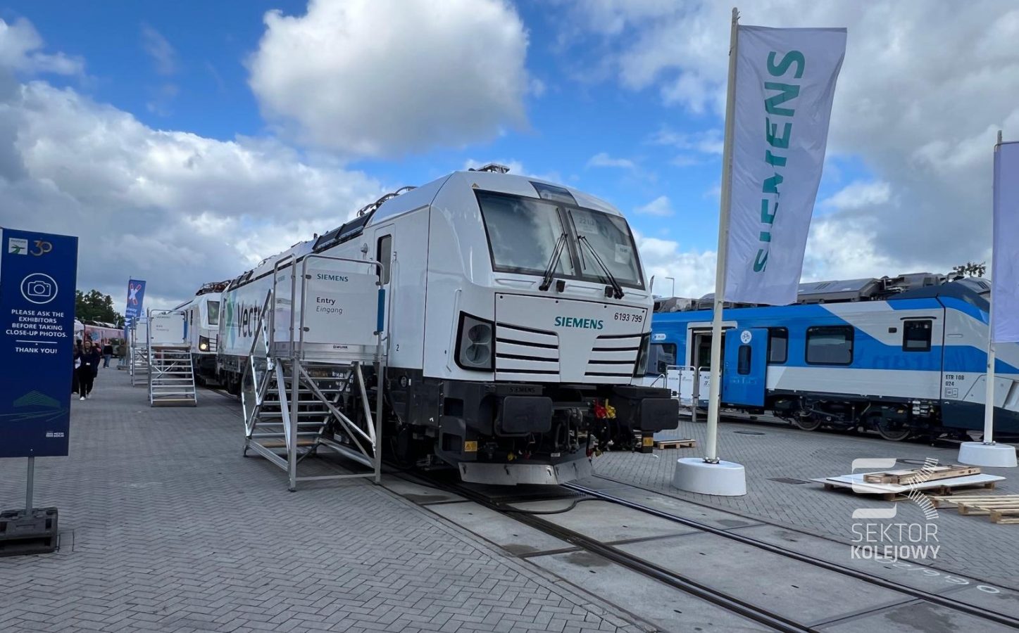 Siemens Mobility dostarczy do 100 lokomotyw Vectron X dla RAILPOOL