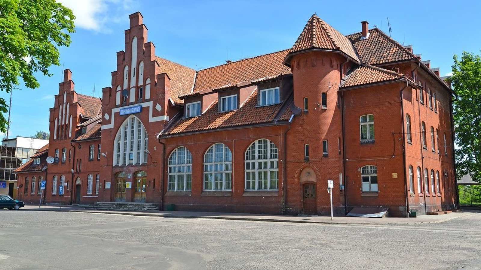 PKP szukają projektanta przebudowy zabytkowego dworca w Braniewie – przetarg ogłoszony